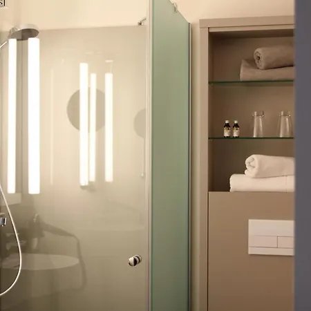 Ξενοδοχείο Alter Hof Am Elbdeich 3*